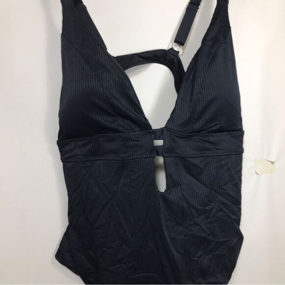 YMI Women's  Black Open Back One Piece swimsuit Size 3xl - Picture 3 of 9